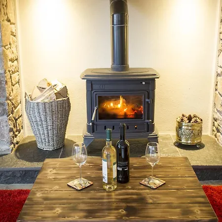 John's Dairy, Boolakennedy Boutique Farm Cottages * Cahir